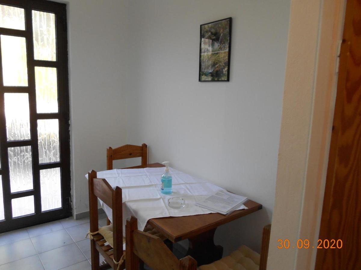 Melios Rooms Petalídhion Eksteriør billede