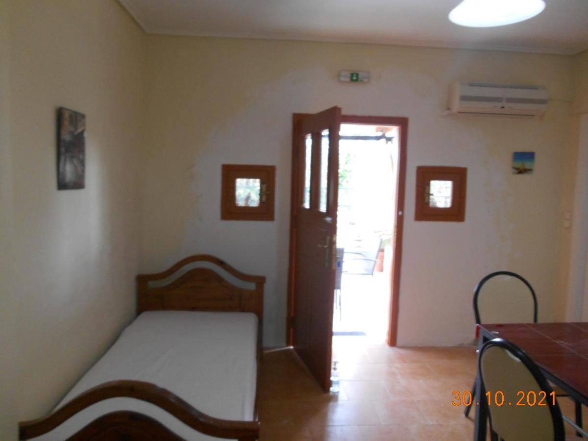 Melios Rooms Petalídhion Eksteriør billede